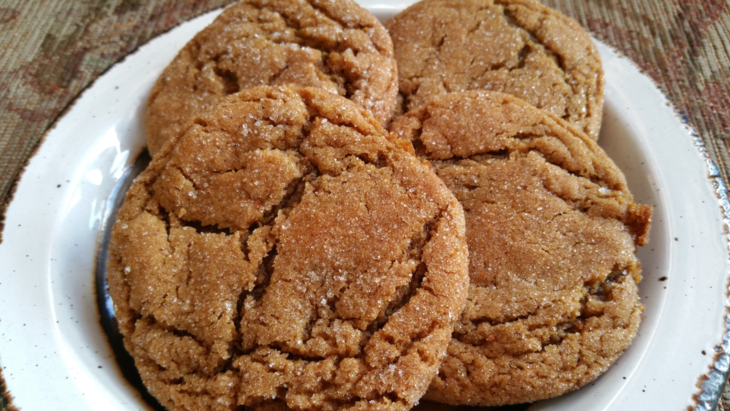 Molasses Cookies (Qty 12)